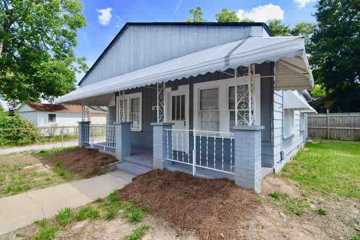 1740 Starnes St - Photo 2 of 23