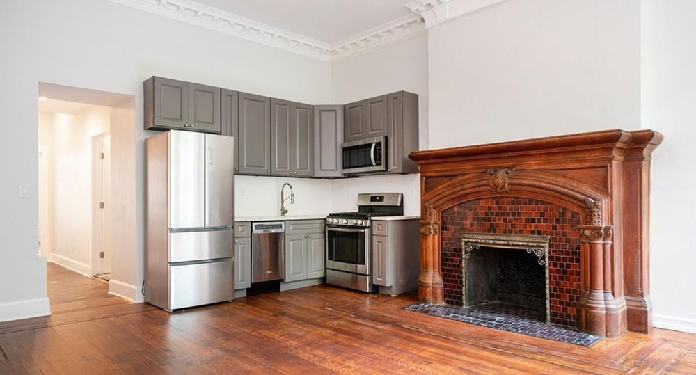 154 West 76th Street - Photo 2 of 10
