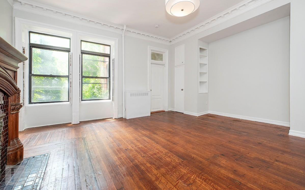 154 West 76th Street - Photo 3 of 10