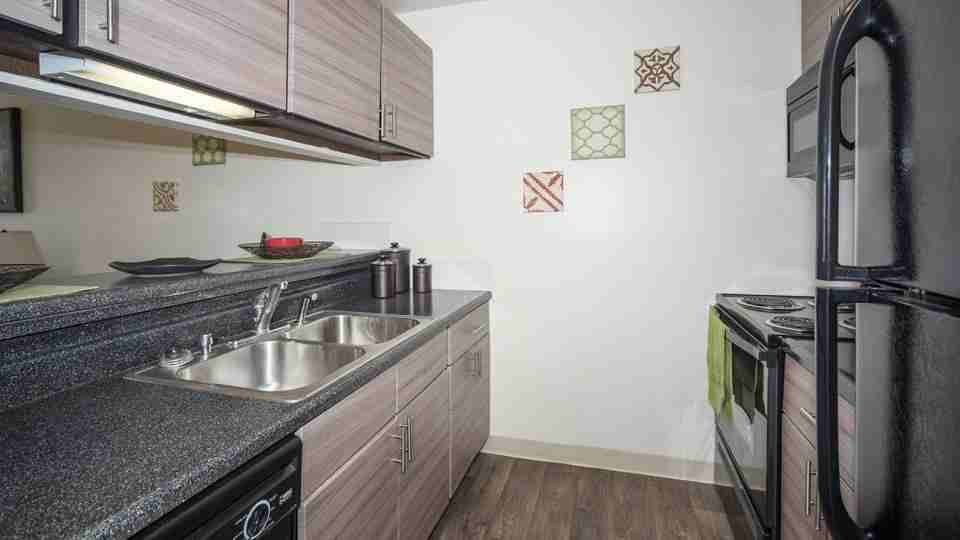 The Social West - Photo 2 of 15