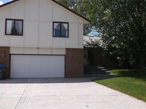 7216 Heritage Dr - Photo 2 of 14