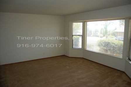 183 Willow Creek Dr - Photo 3 of 13