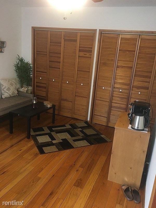 218 S Gale Dr - Photo 3 of 6