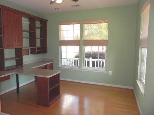 3832 Mulberry Point Ct - Photo 3 of 44