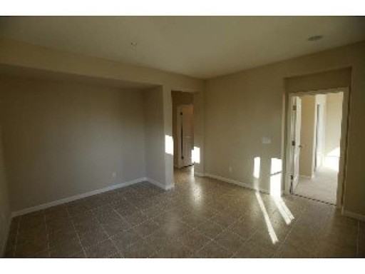 2277 Black Stone Dr - Photo 2 of 12