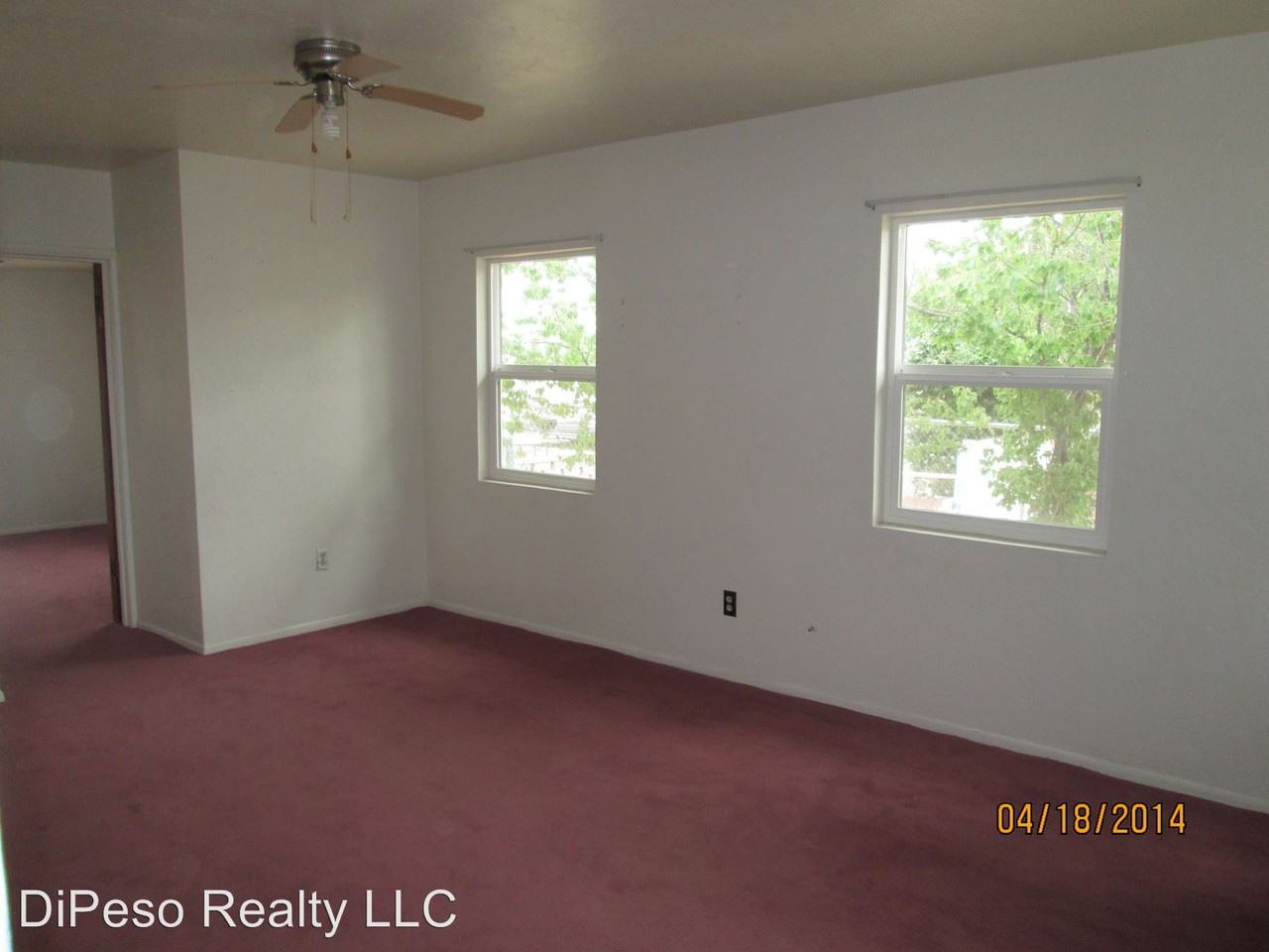 228 W 6th St - Photo 3 of 9