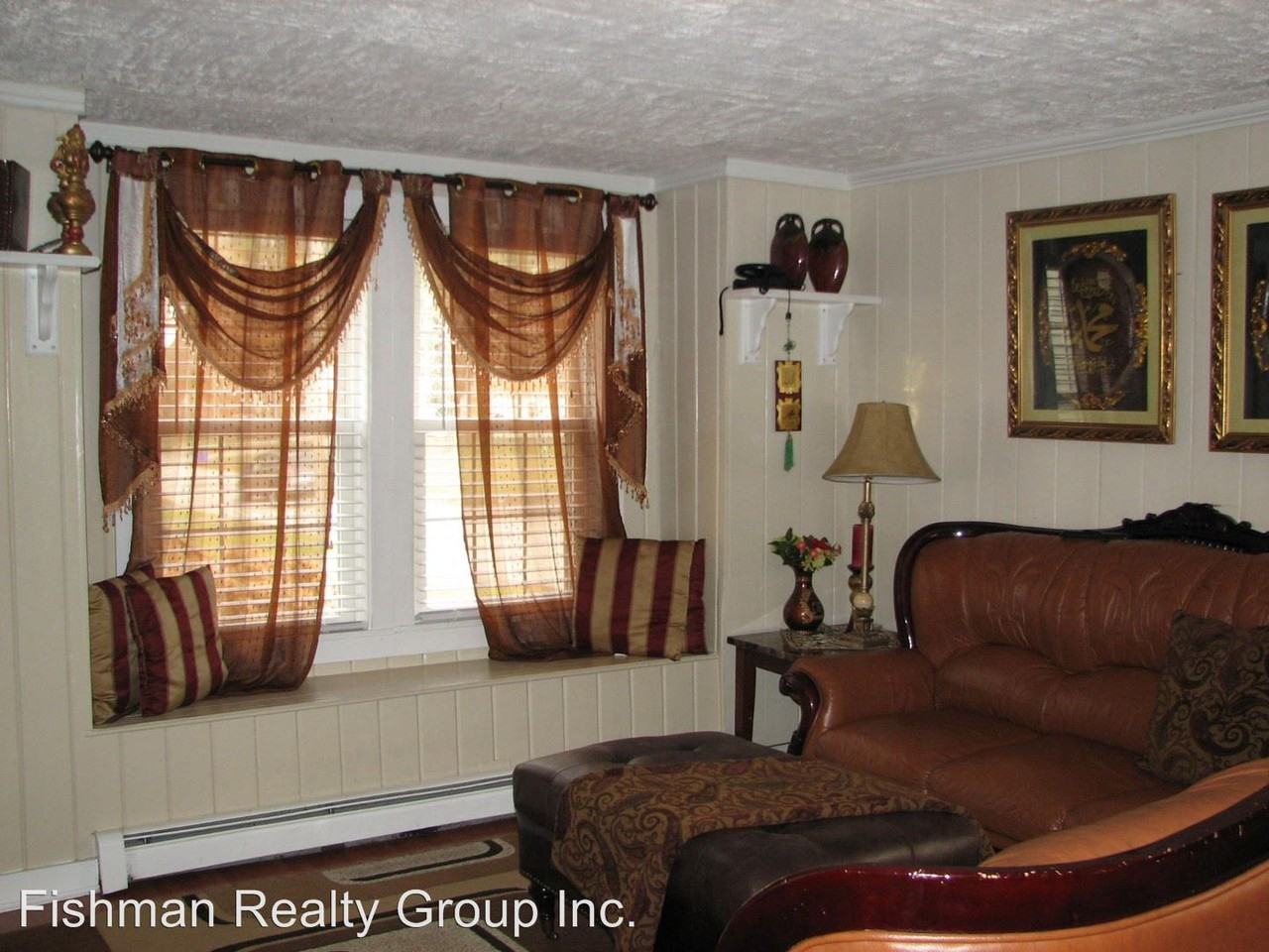 35 Castine Ave - Photo 3 of 12