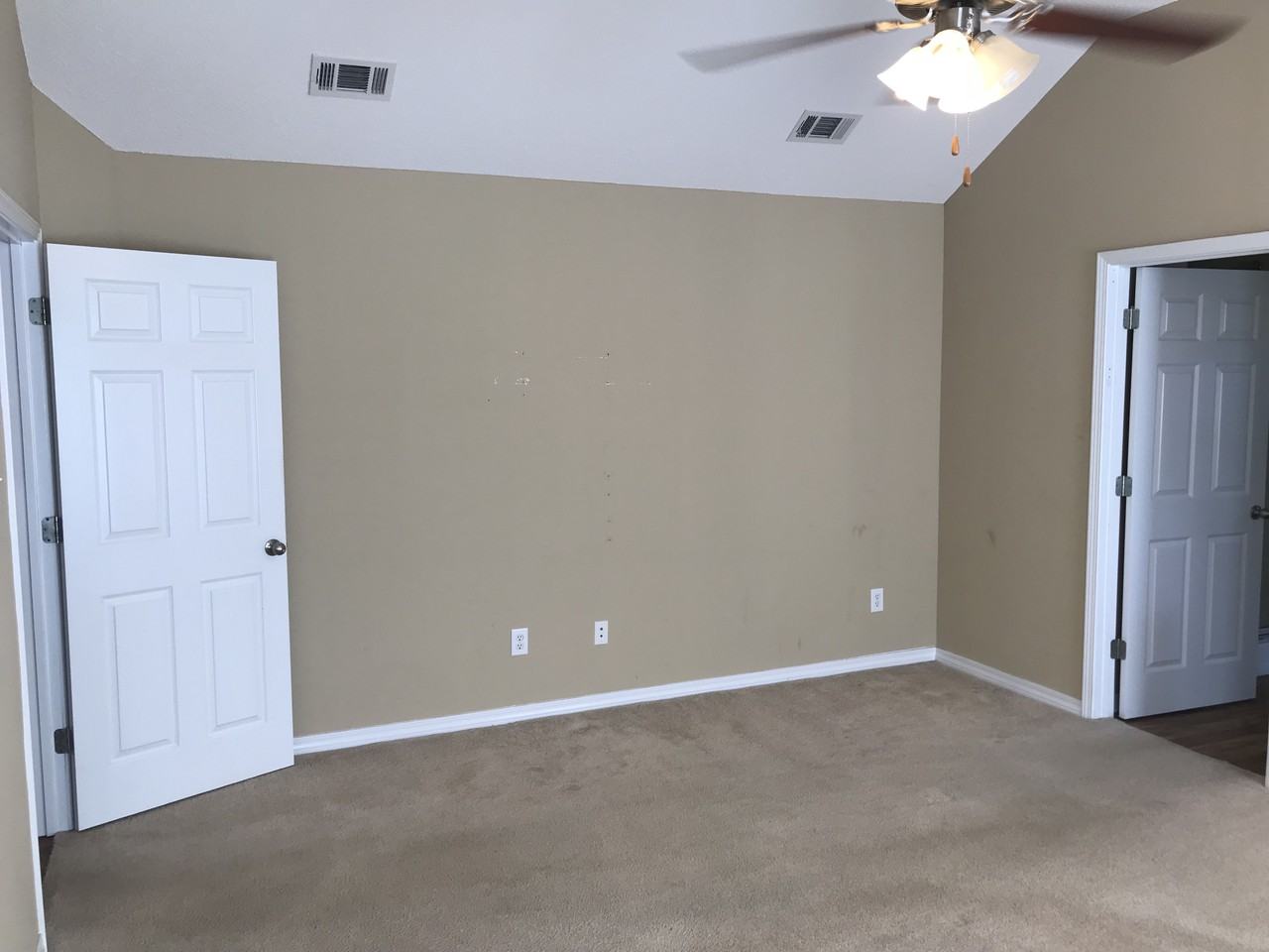 1829 Kendall Ct E - Photo 3 of 29