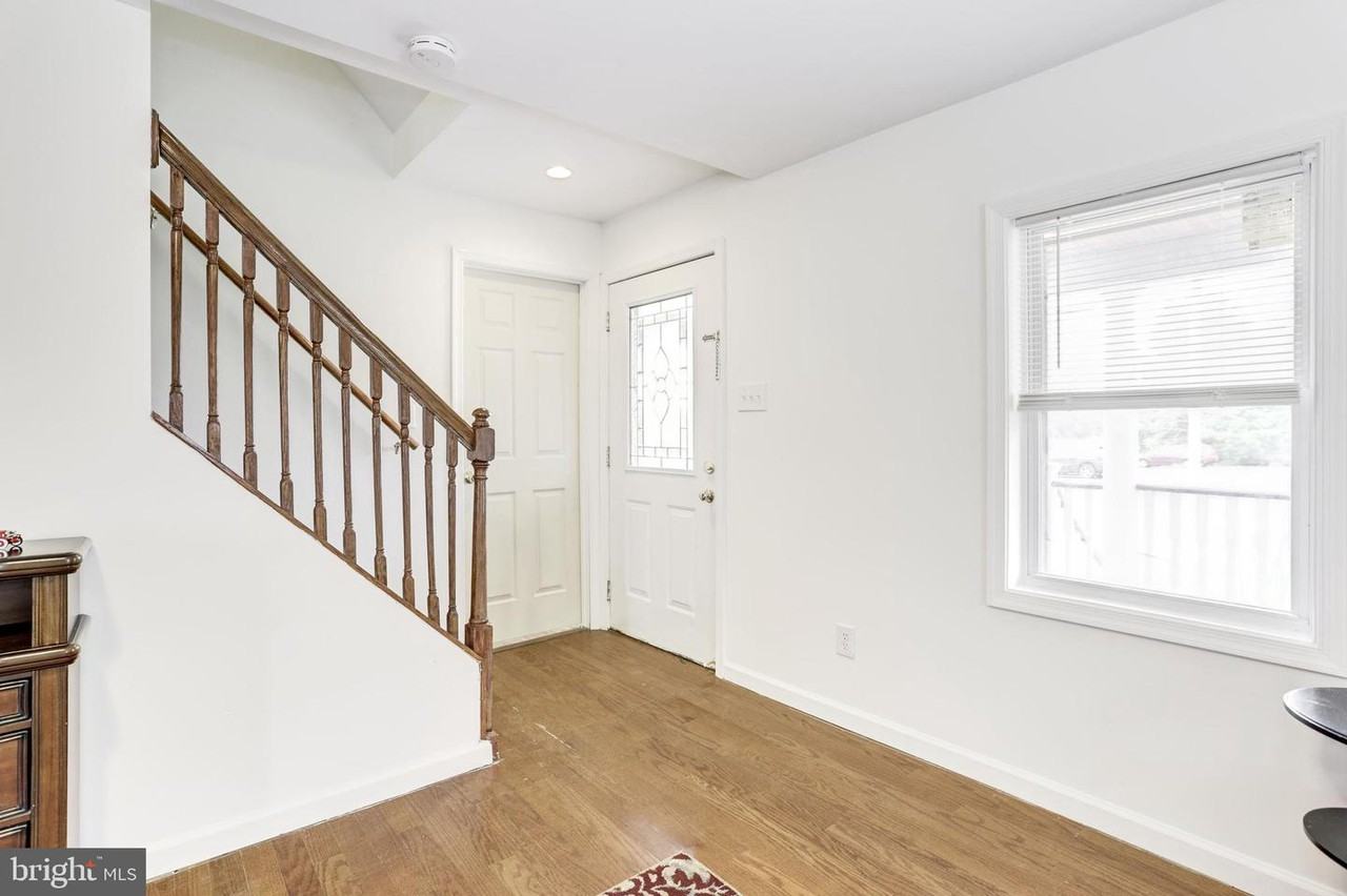 5602 Adamstown Rd - Photo 3 of 50