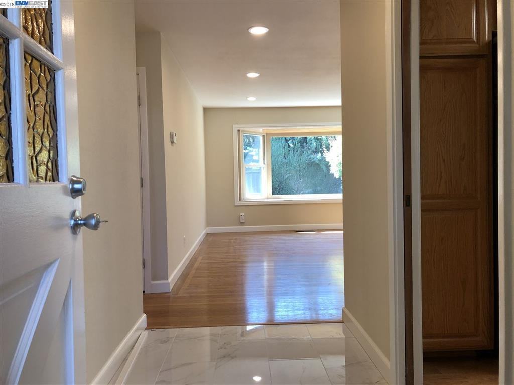 547 Wagman Dr - Photo 2 of 22