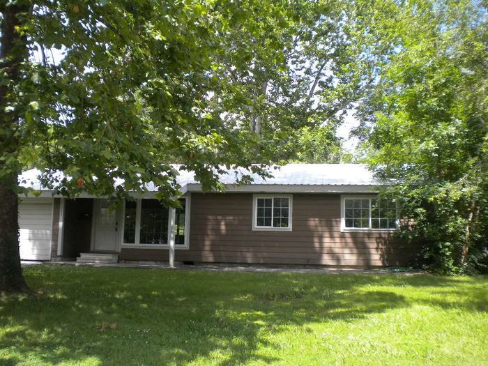 233 Rainbow Dr - Photo 2 of 16