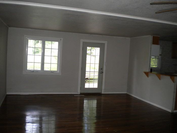 233 Rainbow Dr - Photo 3 of 16