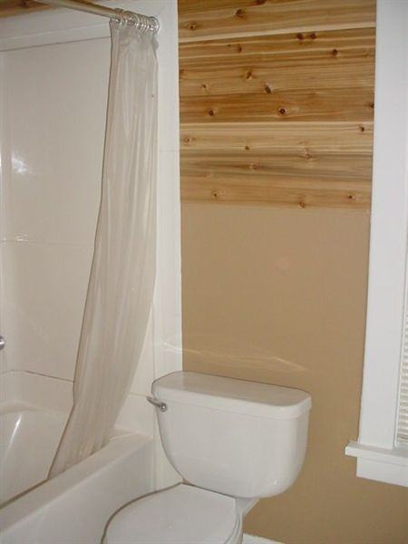 1221 Fulton St - Photo 3 of 15