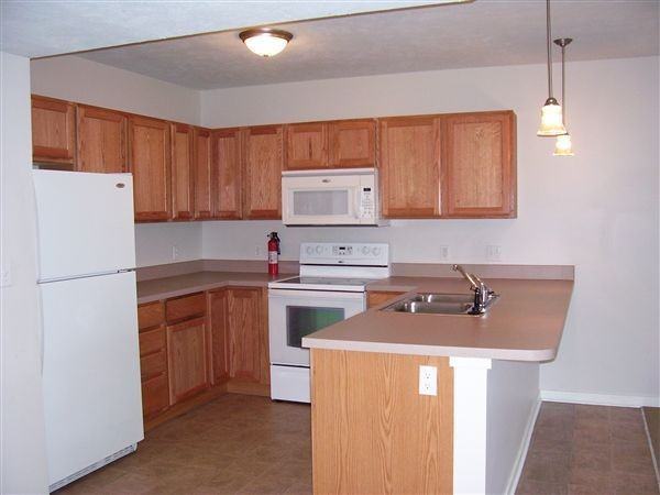 The Avenue Apartments - Photo 3 of 10