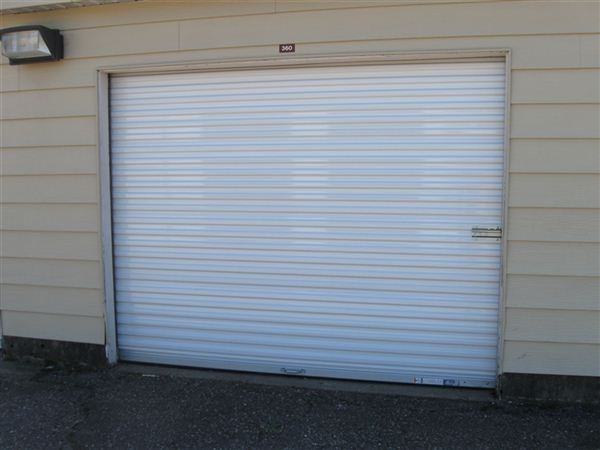 358 Stratofort St - Photo 3 of 3