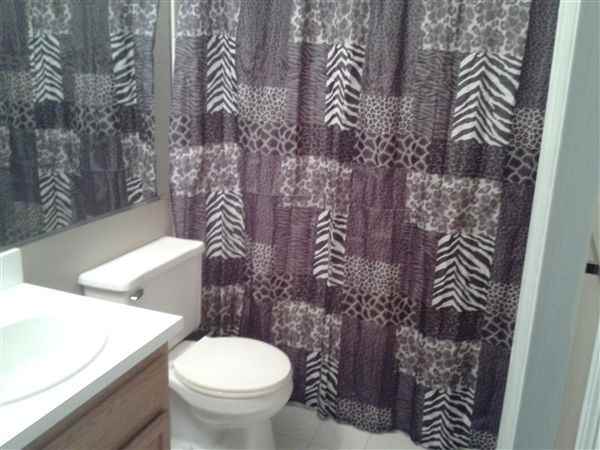 Kelly Manor - Photo 3 of 22