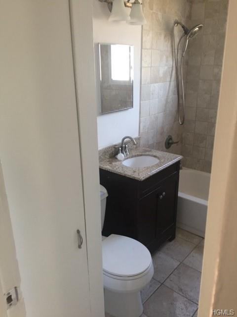 8 Schuman Rd - Photo 3 of 3