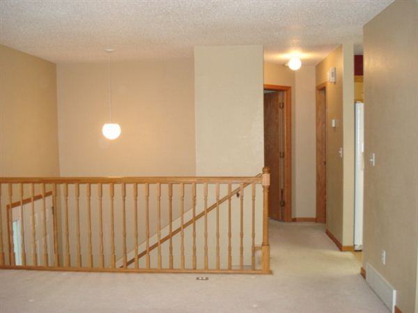 2741 33 1/2 Ave S - Photo 3 of 10