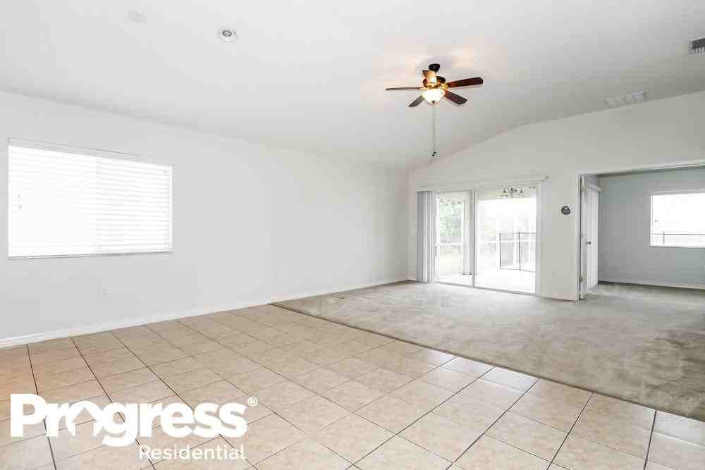 25527 Bruford Blvd - Photo 3 of 19