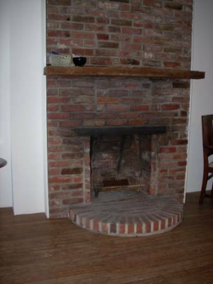 988 N 2nd St - Photo 3 of 6