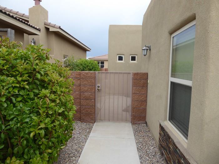 2019 Mountaineer Dr SE - Photo 2 of 27