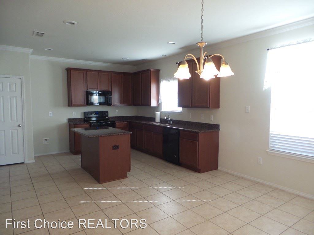 2400 Lohani Ln - Photo 3 of 6