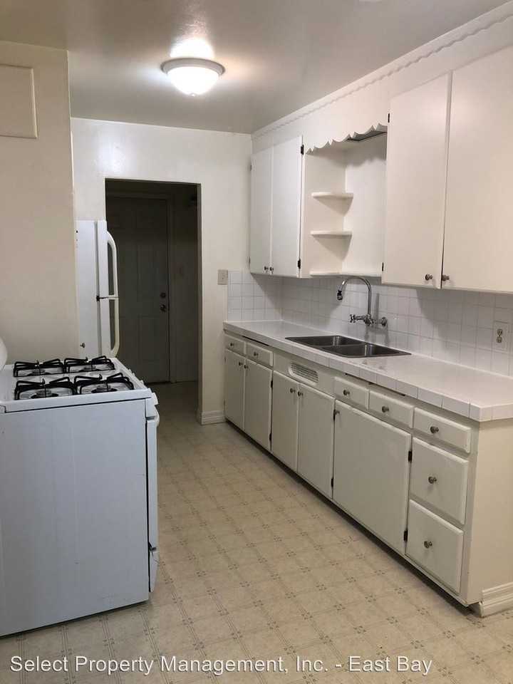 1321 Terrace Ave - Photo 3 of 7