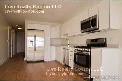 225 Border St - Photo 2 of 25