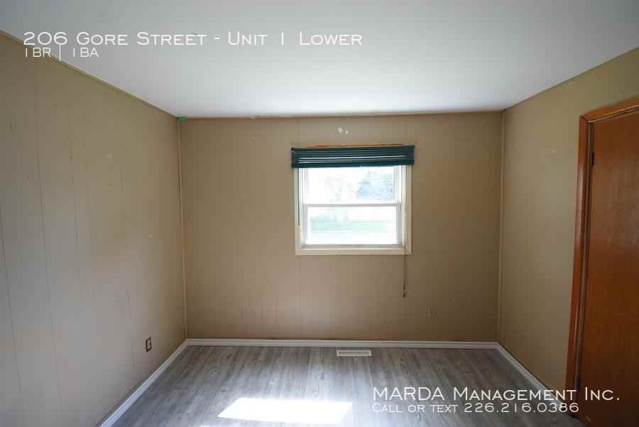 206 Gore St - Photo 3 of 13