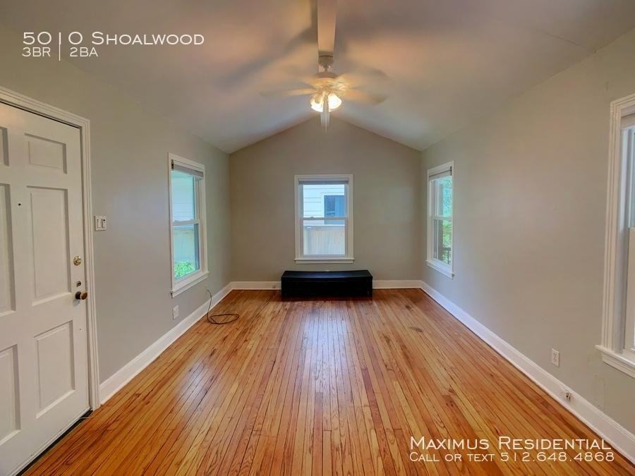 5010 Shoalwood Ave - Photo 3 of 20