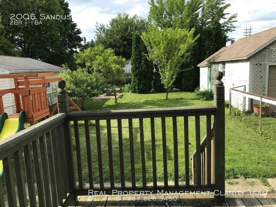 2005 Sandusky St - Photo 2 of 14