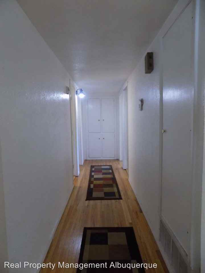3808 Hilton Ave NE - Photo 3 of 28