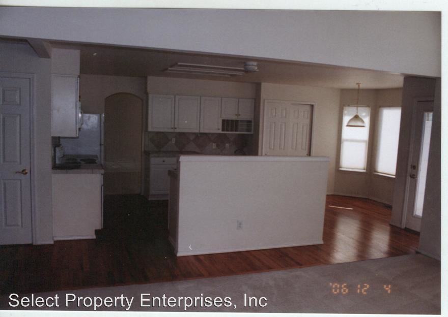 5410 7 Oaks Dr - Photo 2 of 6