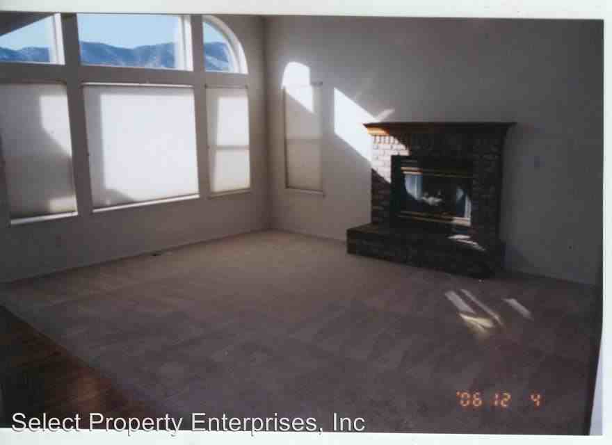 5410 7 Oaks Dr - Photo 3 of 6
