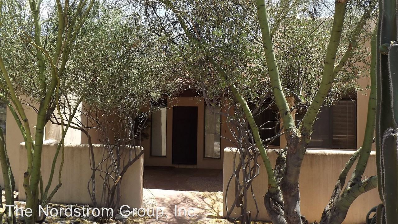 1330 E Paseo Del Zorro - Photo 2 of 20