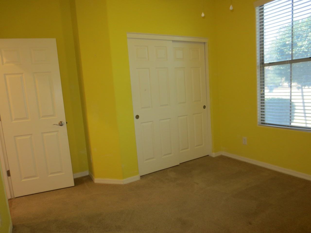 2319 W Branham Ln - Photo 3 of 23