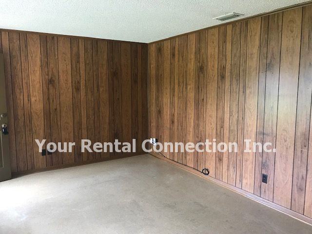 1207 Buddwood Rd - Photo 3 of 7