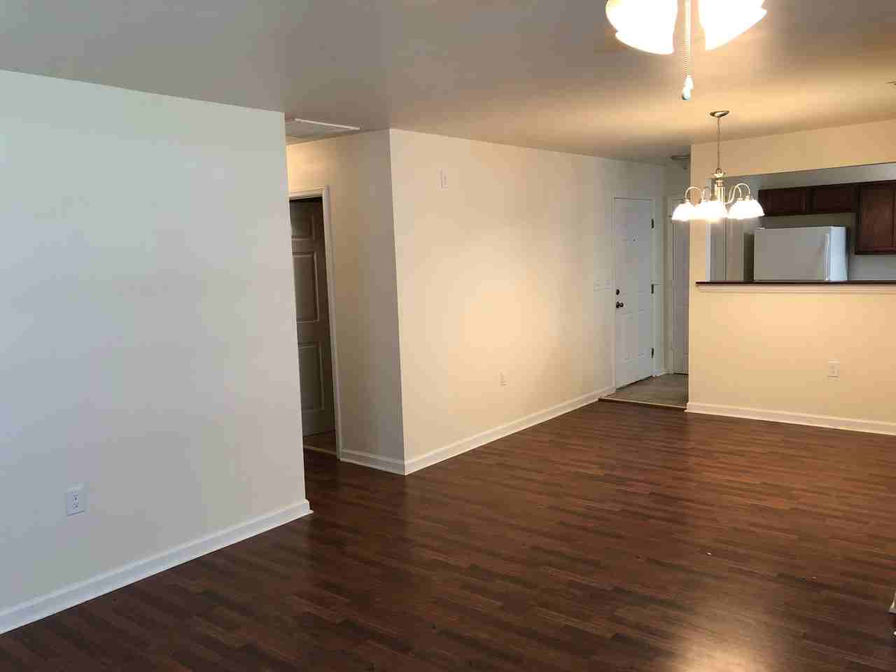 20241 Railroad St - Photo 3 of 12