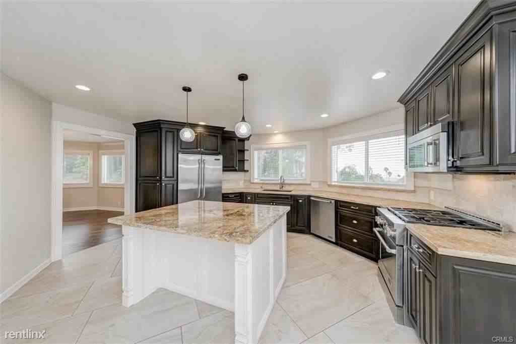 2005 S Buenos Aires Dr - Photo 3 of 7