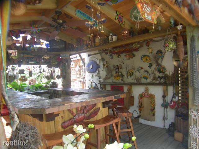 226 Ne 1st Avenue Studio - Photo 2 of 16