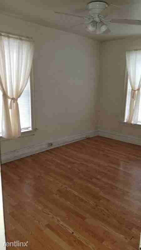 1460 Arlington Ave - Photo 2 of 7