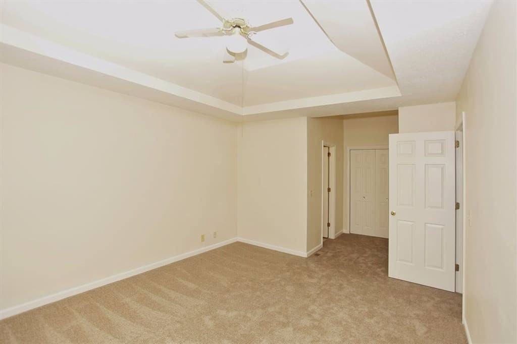 924 Fallview Trl - Photo 3 of 17