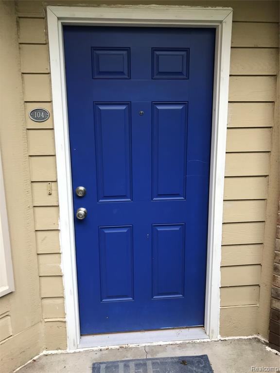 2600 Greenstone Blvd - Photo 3 of 16