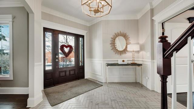 205 Norfolk Ave - Photo 3 of 39