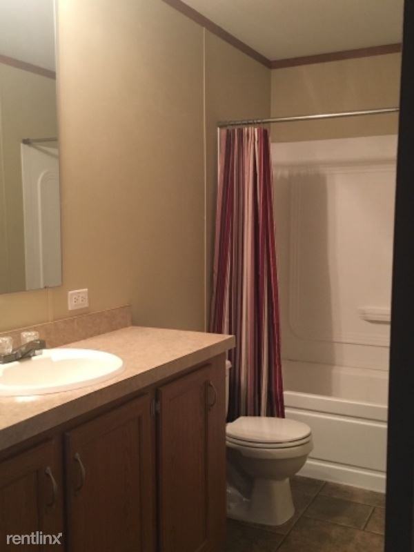 1111 N 15th Rd - Photo 2 of 5