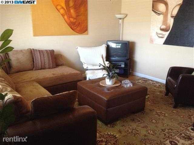 950 Malcolm Ln - Photo 2 of 7