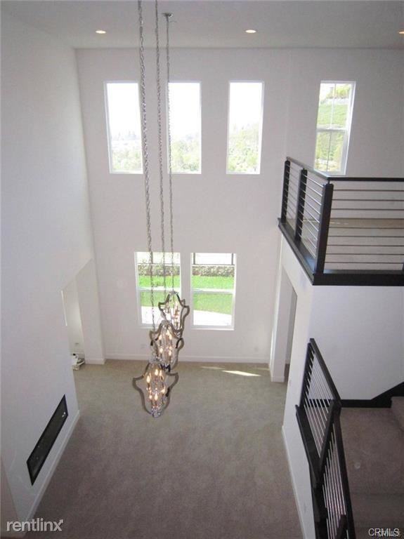 503 N San Ardo Dr - Photo 3 of 10