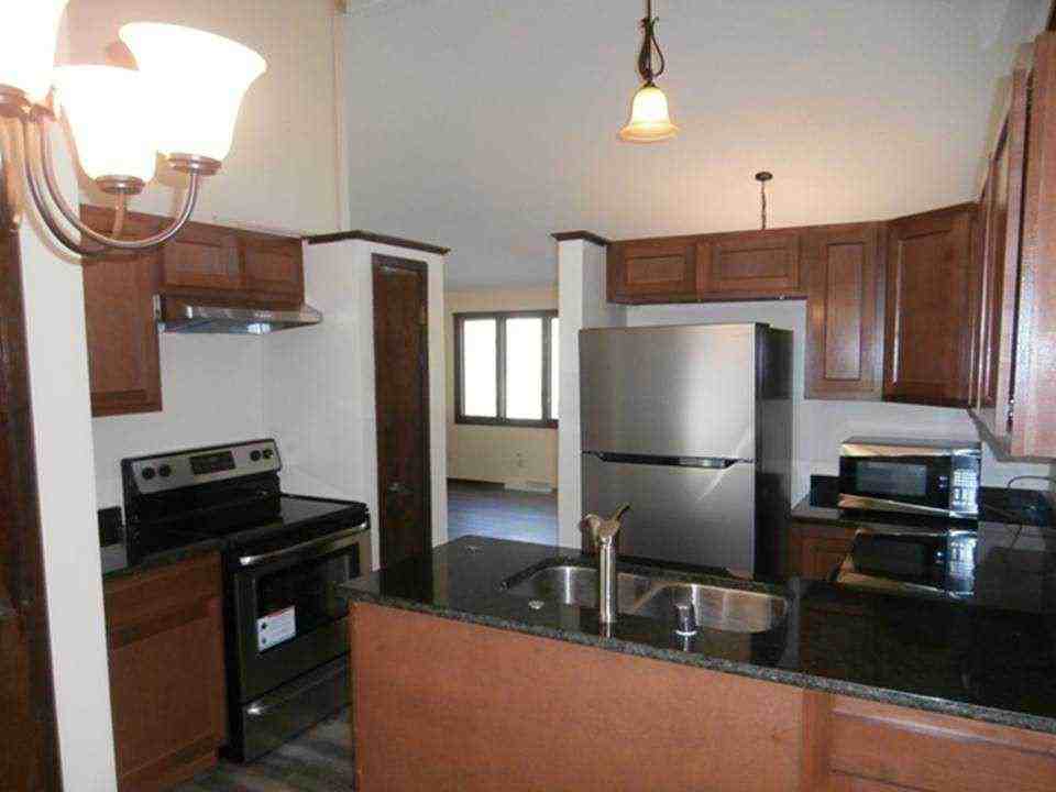 613 Coventry Ln - Photo 3 of 3