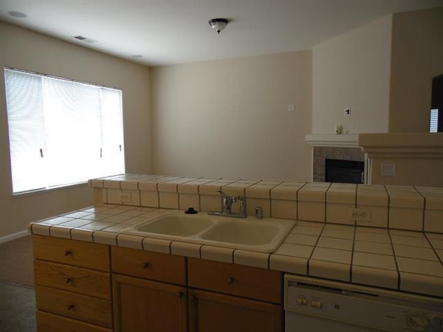 1061 Greenbrook Place - Photo 3 of 16