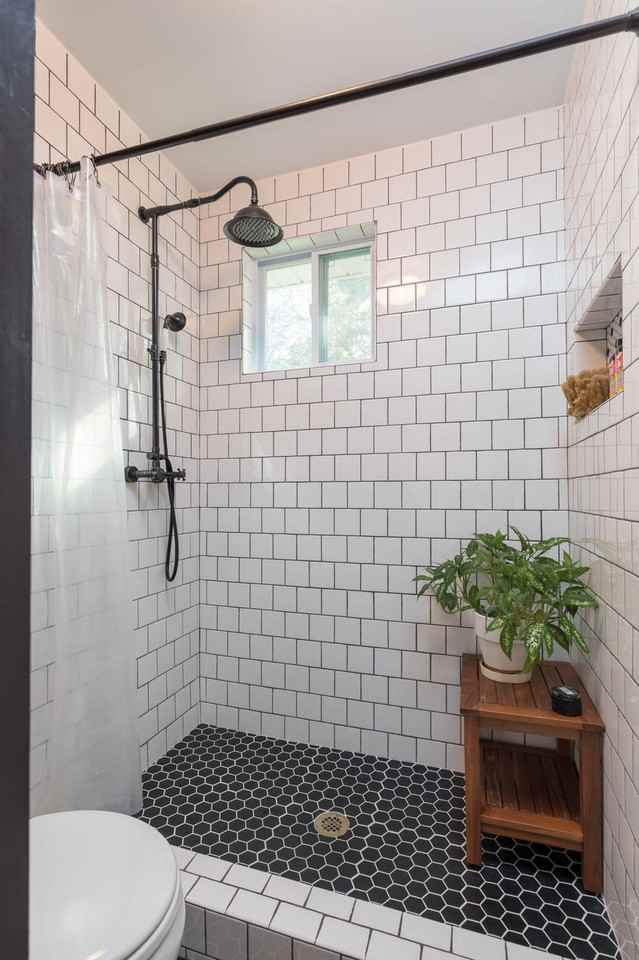 908 Trent St - Photo 2 of 10